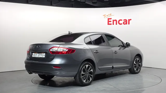Renault SM3