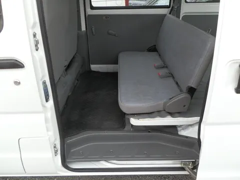 Mitsubishi Minicab Van