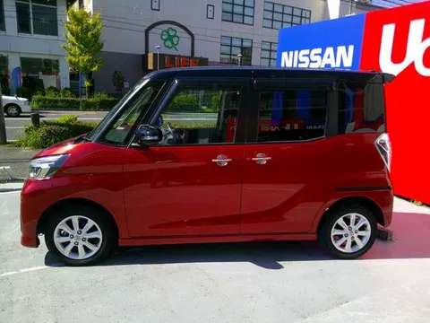 Nissan Dayz Roox