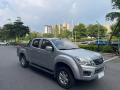 Isuzu RE-MAX