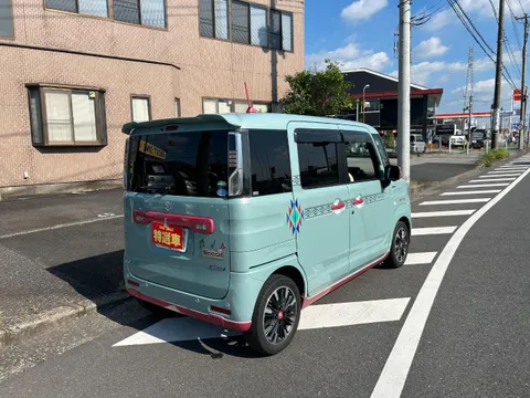 Suzuki Spacia