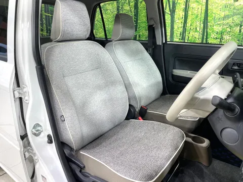 Daihatsu Mira Tocot