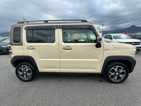 Mazda Flair Crossover