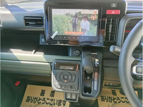 Suzuki Spacia