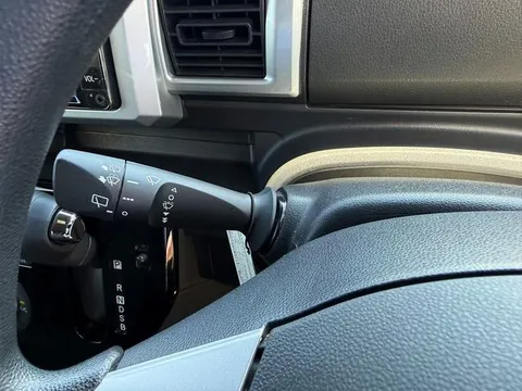 Toyota Pixis Mega