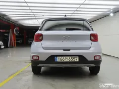 Hyundai Venue