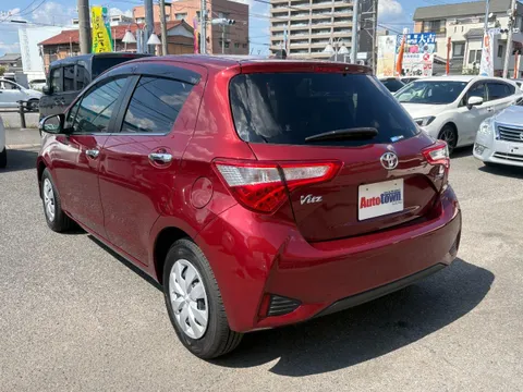 Toyota Yaris (Vitz)