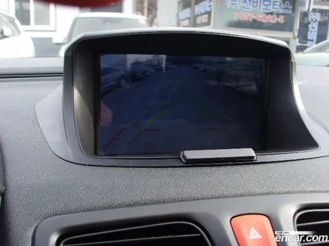 Renault SM3