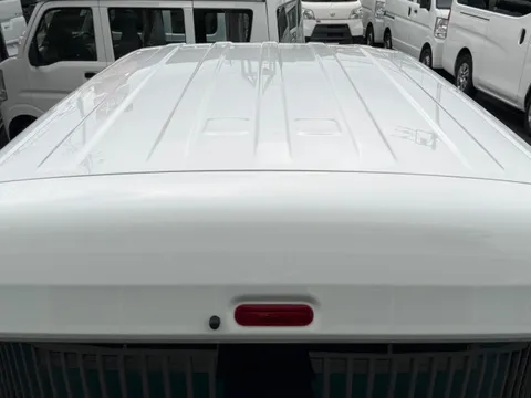 Mitsubishi Minicab Van