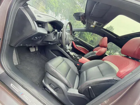 MG MG5