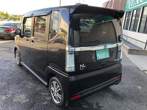Honda N-BOX Plus Custom
