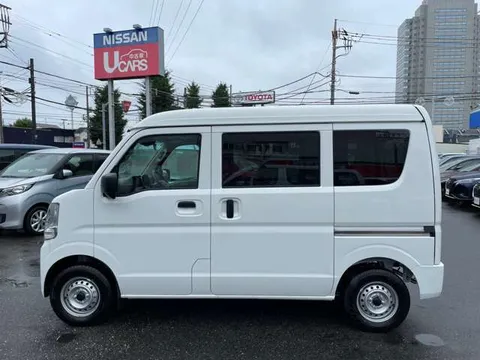 Nissan Clipper