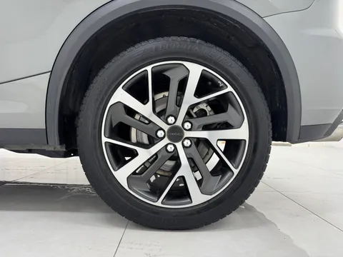 Lynk & Co Lynk & Co 05