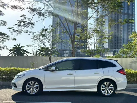 Honda Jade