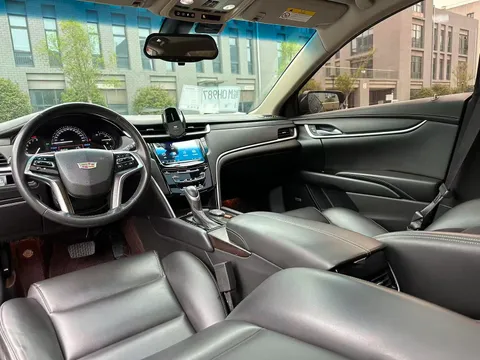 Cadillac XTS