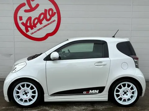 Toyota iQ
