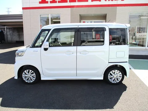 Suzuki Spacia Custom