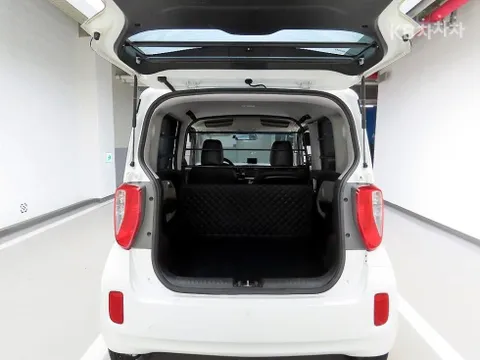 Kia Deluxe
