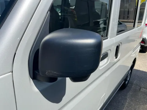Nissan Clipper