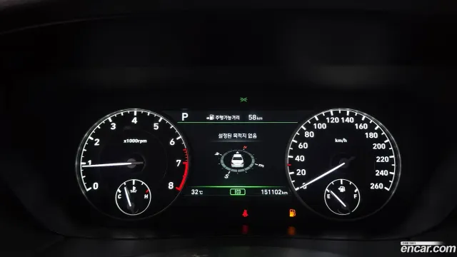 Genesis G90 (EQ900)