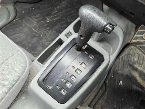 Mitsubishi Minicab Van