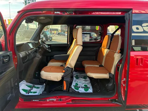 Honda N-VAN Plus Style