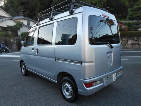 Daihatsu Hijet Cargo