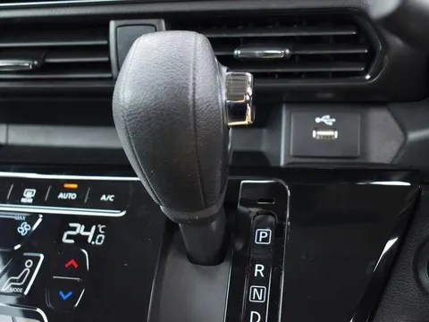 Mitsubishi eK X Space
