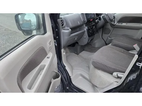Mitsubishi Minicab Van