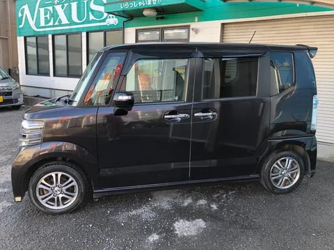 Honda N-BOX Plus Custom