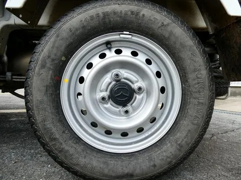 Mazda Scrum Truck