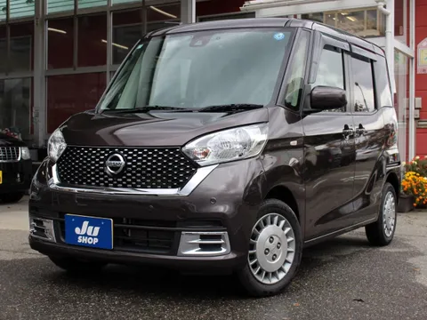 Nissan Dayz Roox