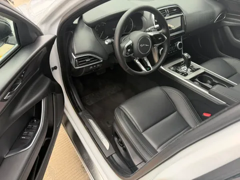 Jaguar XEL
