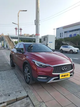 Infiniti QX30