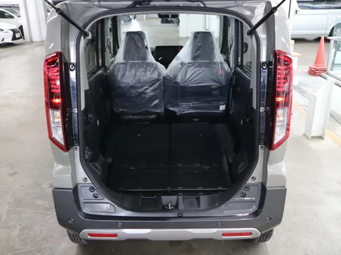 Suzuki Spacia Gear