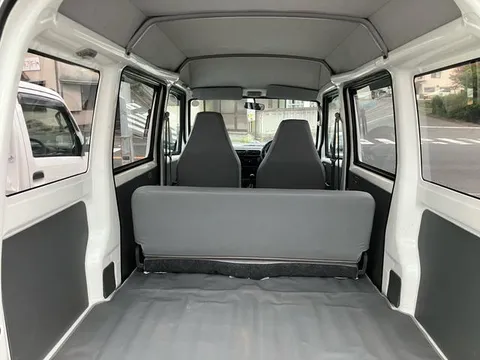 Mitsubishi Minicab Van