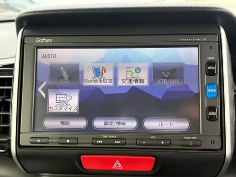 Honda N-BOX Custom