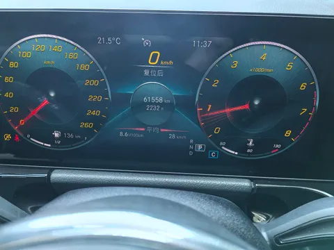 Mercedes-Benz Mercedes-Benz GLA