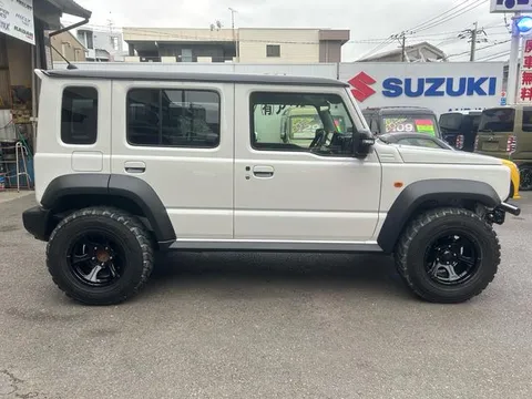 Suzuki Jimny Nomade
