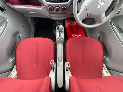 Mitsubishi I