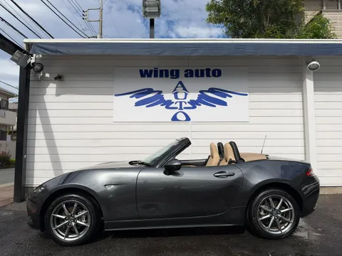 Mazda MX-5 (Roadster)