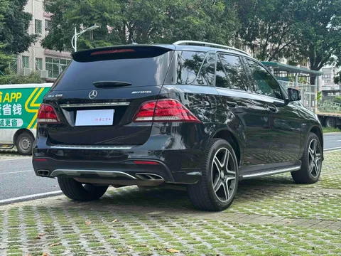 Mercedes-Benz GLE-Class
