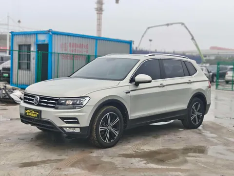 Volkswagen Tiguan L
