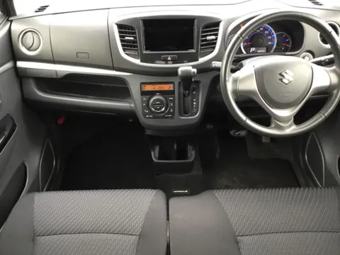 Suzuki Wagon R Stingray