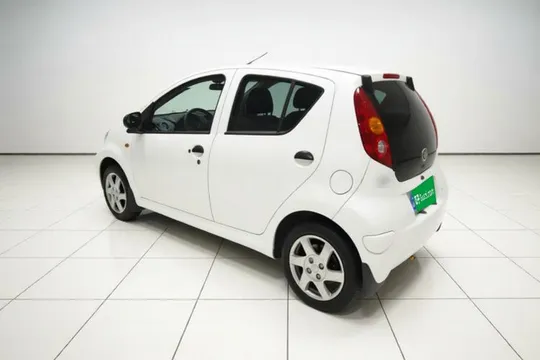 BYD F0