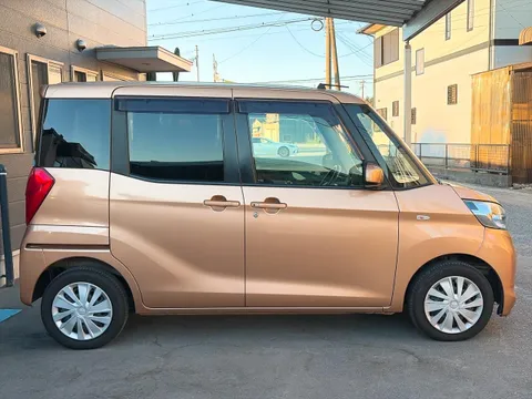 Mitsubishi eK Space