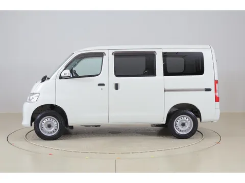 Toyota TownAce Van