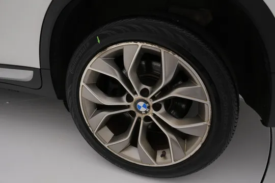 BMW BMW