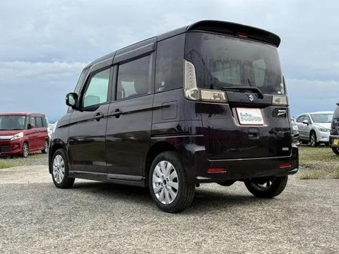 Suzuki Spacia Custom