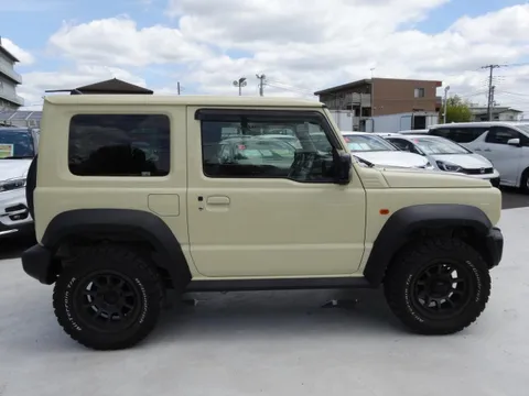 Suzuki Jimny Sierra
